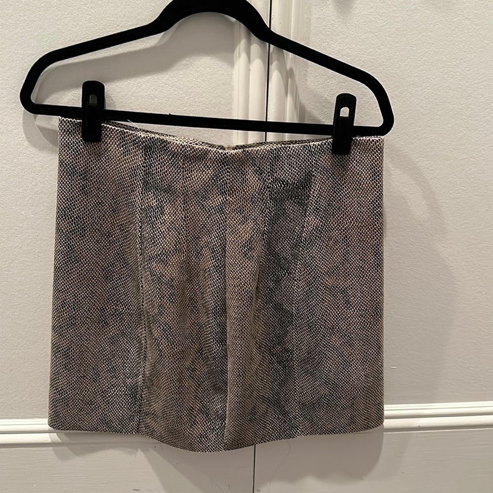 Zara snakeskin skirt size L